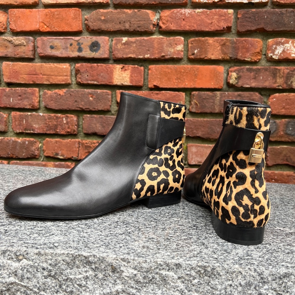 Michael Kors Mira black flat bootie 9 1/2 leopard